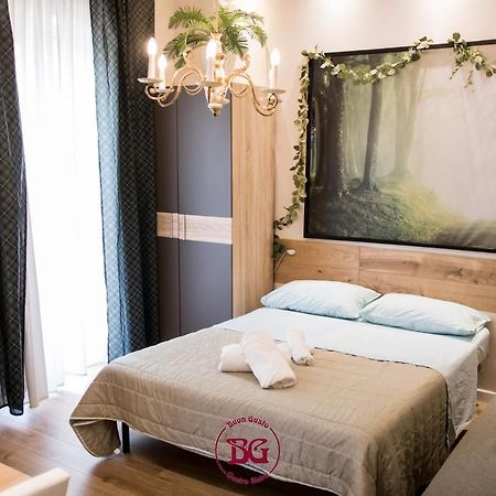 Dimora Elizabeth Hotel Modugno Bagian luar foto