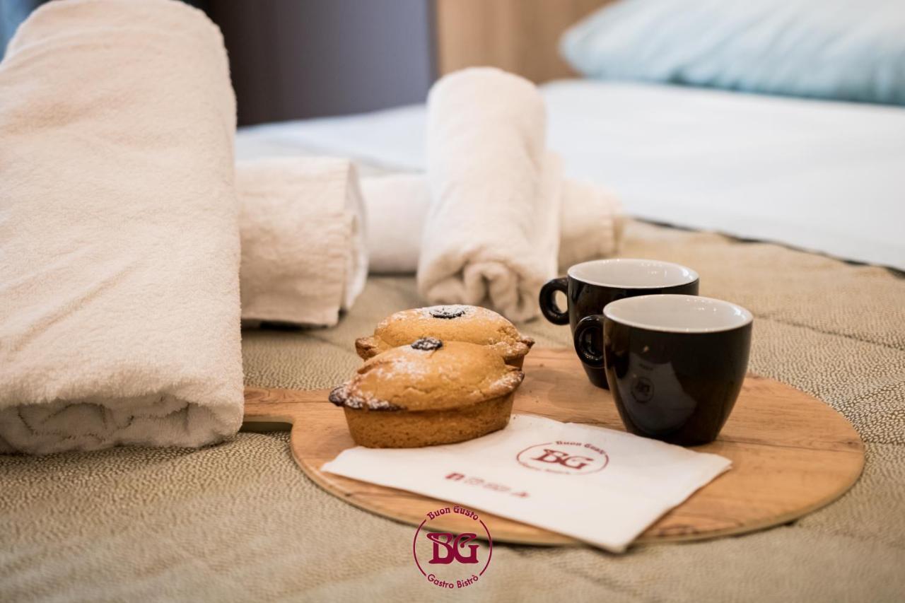 Dimora Elizabeth Hotel Modugno Bagian luar foto